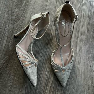 SJP by Sarah Jessica Parker Carrie Pump